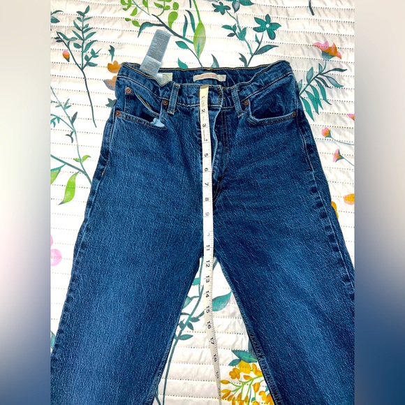 Levi’s 70s High Slim Straight Size 26 in Indigo - GREAT washed condition. - Picture 3 of 9